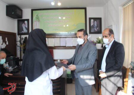 تقدیر شهردار و اعضا شورای شهر کیاشهر از رئیس و پرستاران درمانگاه بندر کیاشهر