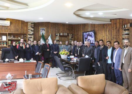 مدیران و کارکنان شهرداری از تلاش های رضا زنده دل شهردار لاهیجان تقدیر کردند