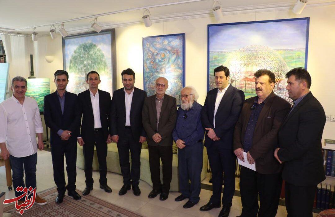 دیدار شهردار و اعضای شورای شهر لاهیجان با حسین محجوبی نقاش لاهیجانی