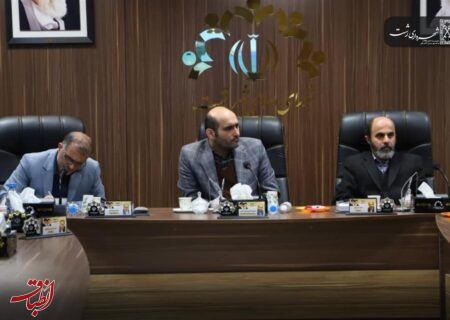 جلسه هم اندیشی سرپرست شهرداری رشت با اعضای کمیسیون فرهنگی شورای اسلامی در راستای برندسازی رشت بعنوان شهر جهانی صنایع دستی