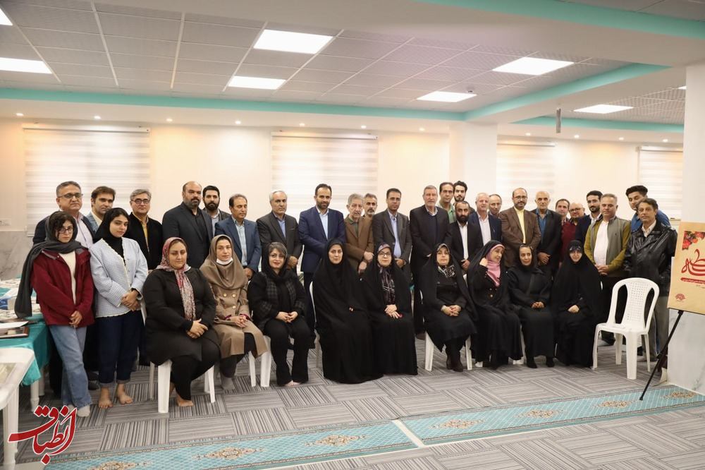 هنر خطاطی یکی از هنر های فاخر و اثرگذار بر روح و روان انسان است+ تصاویر