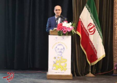 ادبیات، طنز و نقد؛ سه گانه ای برای تعالی فرهنگی