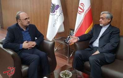 دیدار فرماندار رشت با مدیرعامل شرکت شهرک‌های صنعتی گیلان/ تأکید بر نقش تعیین‌کننده صنعت در توسعه اقتصادی
