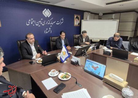 نشست بررسی فرصت‌ها و ظرفیت‌های كریدوری و بازارهای اوراسیا از طریق منطقه آزاد انزلی
