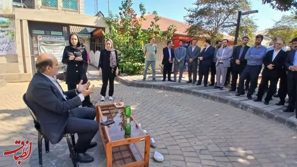 میز شیشه‌ای در لاهیجان؛ وقتی فرماندار در برابر مطالبات مردم پاسخگو شد